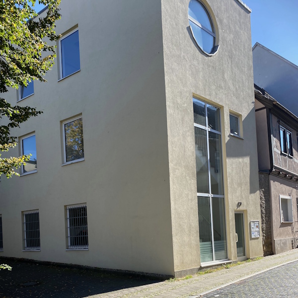 Nachhilfelehrer für Nachhilfe-Unterricht & Schülernachhilfe 8 Außenansicht von AufTrab in Sangerhausen an der Ecke Kylische Straße und Voigtstedter Straße.